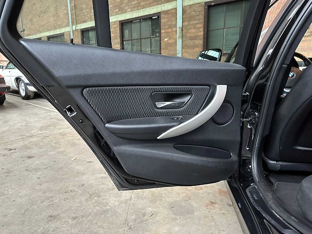 Bmw 316i touring executive 136pk 2013 3-serie f31, k-455-px - afbeelding 25 van  42