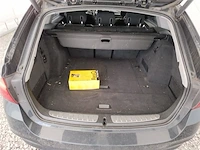 Bmw 318 ia,2017 - afbeelding 4 van  35