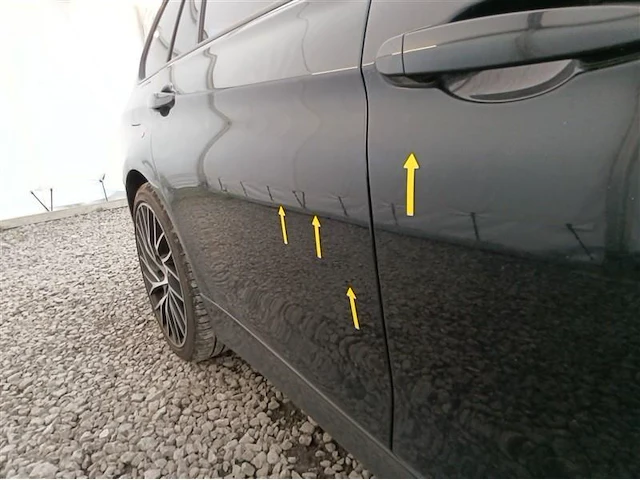 Bmw 318 ia,2017 - afbeelding 21 van  35