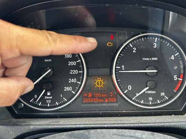 Bmw 318d, 2008 - afbeelding 34 van  35