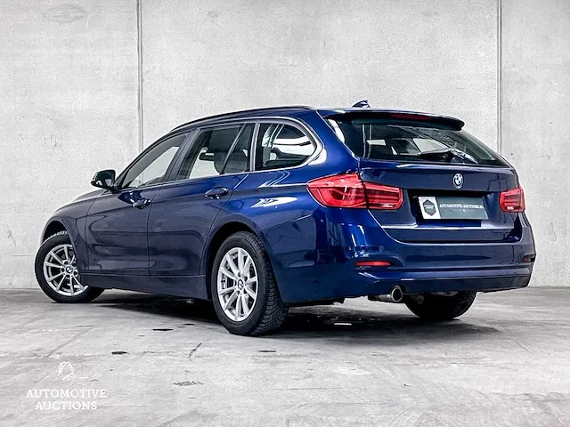 Bmw 318d touring 2.0 136pk 2018 3-serie - afbeelding 16 van  54