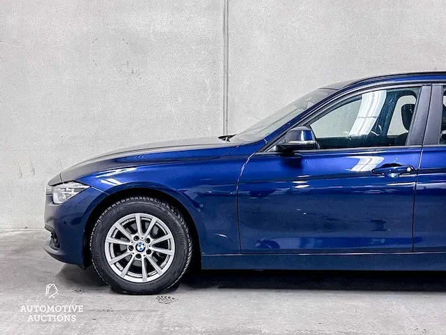 Bmw 318d touring 2.0 136pk 2018 3-serie - afbeelding 20 van  54