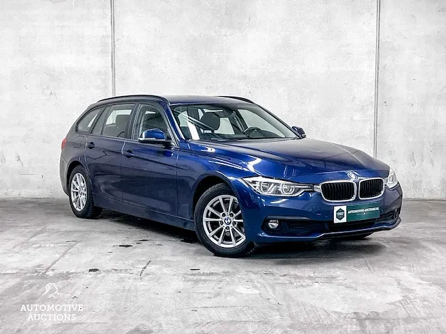 Bmw 318d touring 2.0 136pk 2018 3-serie - afbeelding 53 van  54