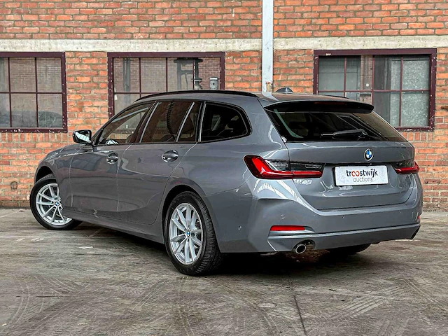 Bmw 318d touring 2.0 g21 150pk 2023 3-serie - afbeelding 13 van  53
