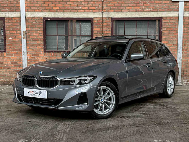 Bmw 318d touring 2.0 g21 150pk 2023 3-serie - afbeelding 23 van  53