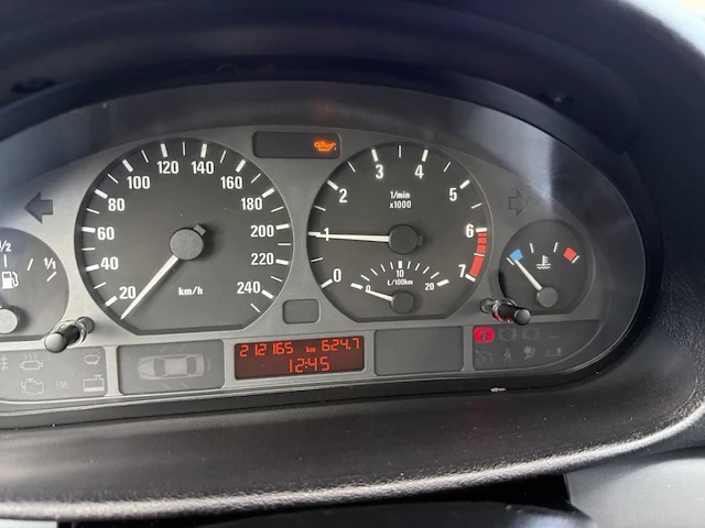 Bmw 318i, 1999 - afbeelding 4 van  25