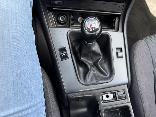 Bmw 318i, 1999 - afbeelding 6 van  25