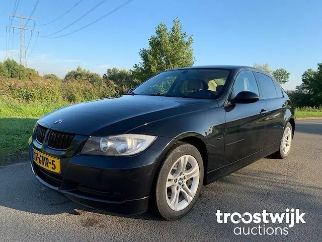 Bmw 318i business line, 17-gvr-5 - afbeelding 1 van  26