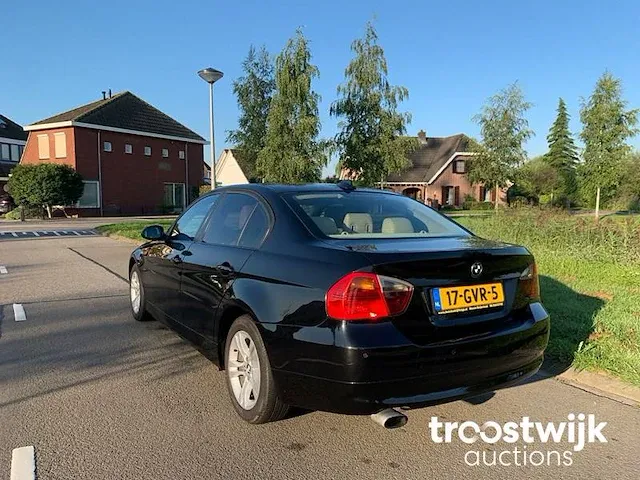 Bmw 318i business line, 17-gvr-5 - afbeelding 21 van  26