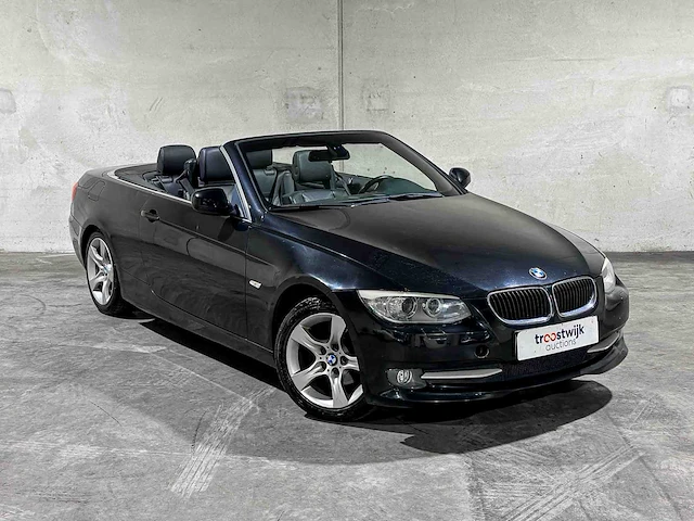 Bmw 318i cabriolet 143pk 2010 3-serie e93, 7-zlb-24 - afbeelding 32 van  33