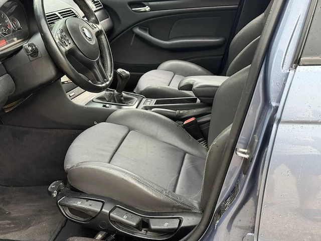 Bmw 318i lifestyle executive, 18-lp-lv - afbeelding 13 van  15