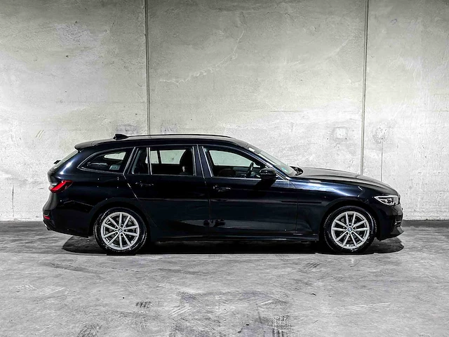 Bmw 318i touring business edition 156pk 2022 3-serie, n-938-vx - afbeelding 2 van  46