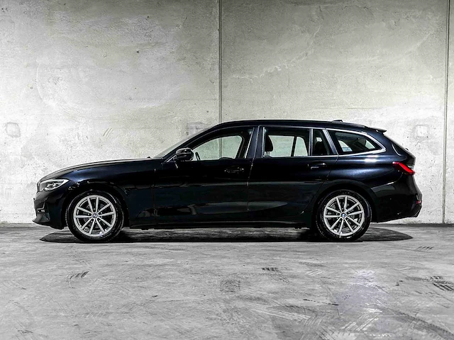 Bmw 318i touring business edition 156pk 2022 3-serie, n-938-vx - afbeelding 9 van  46