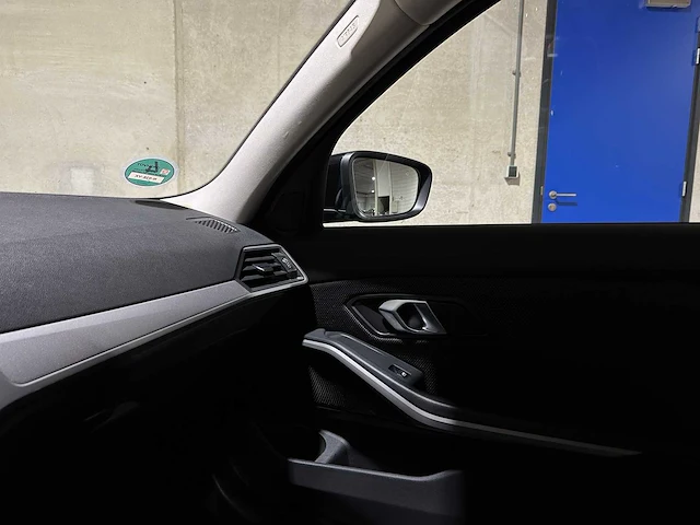 Bmw 318i touring business edition 156pk 2022 3-serie, n-938-vx - afbeelding 24 van  46