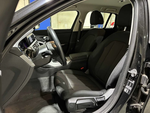 Bmw 318i touring business edition 156pk 2022 3-serie, n-938-vx - afbeelding 26 van  46