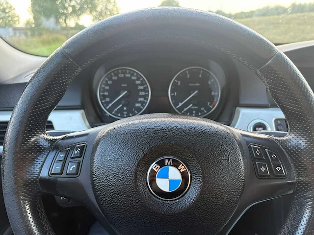 Bmw 318i touring business line, 11-gnp-1 - afbeelding 11 van  28