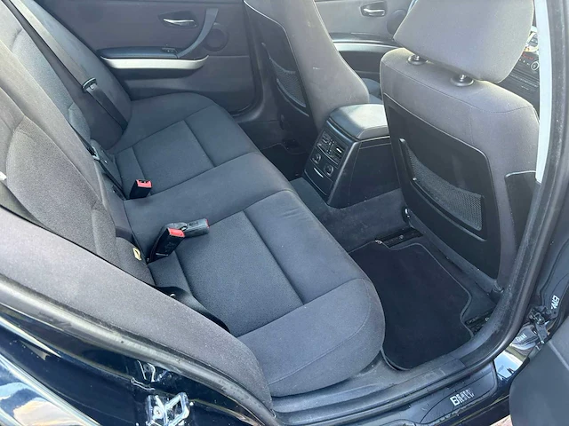 Bmw 318i touring business line, 11-gnp-1 - afbeelding 12 van  28