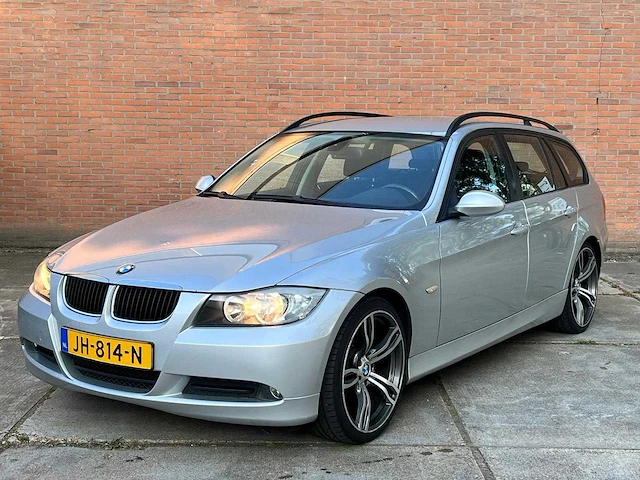 Bmw 318i touring business line, jh-814-n - afbeelding 1 van  16