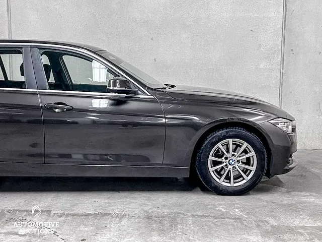 Bmw 318i touring centennial executive 136pk 2017 3-serie (origineel-nl), kz-621-p - afbeelding 4 van  55