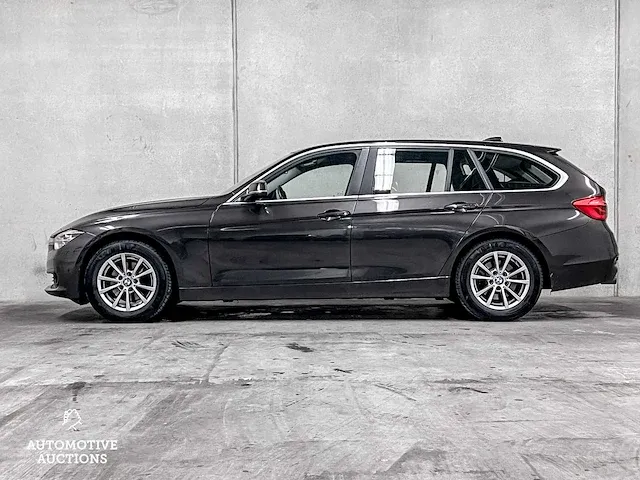 Bmw 318i touring centennial executive 136pk 2017 3-serie (origineel-nl), kz-621-p - afbeelding 15 van  55