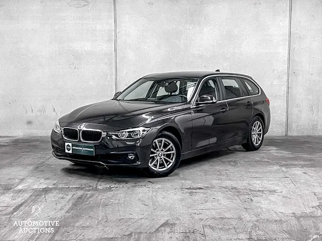 Bmw 318i touring centennial executive 136pk 2017 3-serie (origineel-nl), kz-621-p - afbeelding 16 van  55