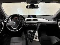 Bmw 318i touring centennial executive 136pk 2017 3-serie (origineel-nl), kz-621-p - afbeelding 26 van  55