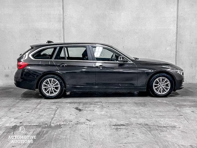 Bmw 318i touring centennial executive 136pk 2017 3-serie (origineel-nl), kz-621-p - afbeelding 55 van  55