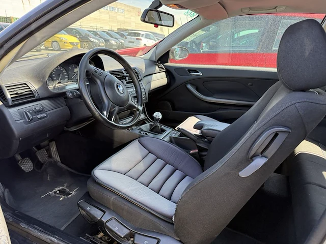 Bmw 320, 2004 - afbeelding 8 van  30