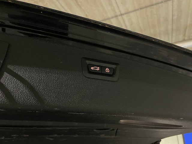 Bmw 320d touring m sport edition f31 191pk 2018 3-serie - afbeelding 31 van  44