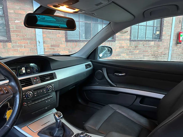 Bmw 320i corp.l.min. ed. 3-serie coupé 163pk 2011, 86-sps-8 - afbeelding 14 van  41