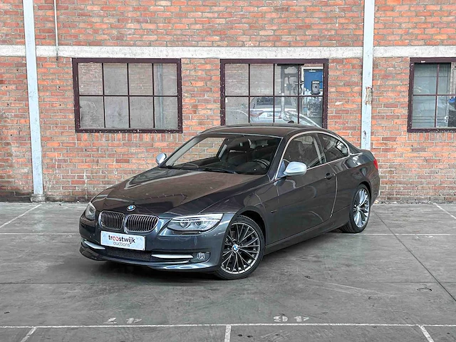 Bmw 320i corp.l.min. ed. 3-serie coupé 163pk 2011, 86-sps-8 - afbeelding 34 van  41