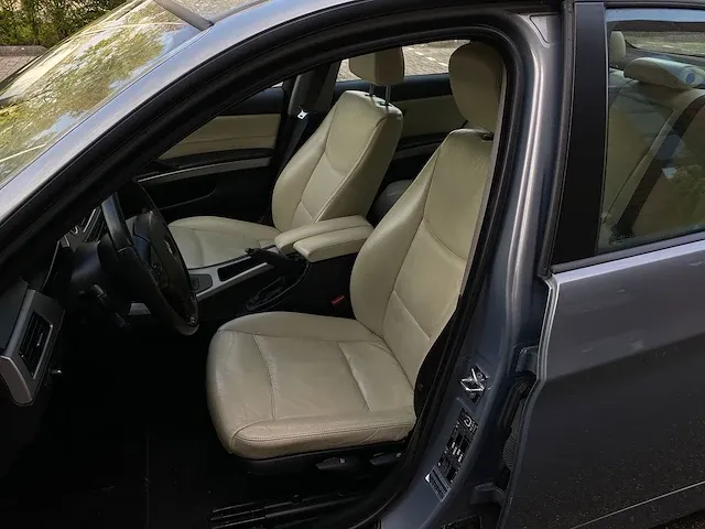 Bmw 320i dynamic executive automaat, 30-sf-zl - afbeelding 17 van  20