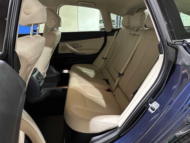 Bmw 320i gran turismo high executive 184pk 2014 3-serie f34, 7-xtb-19 - afbeelding 28 van  43