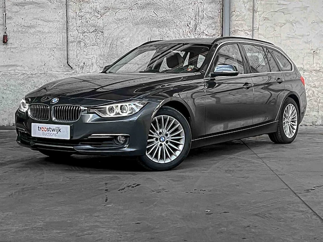Bmw 320i touring 184pk 2013 (origineel-nl), 1-ktj-01 - afbeelding 1 van  45