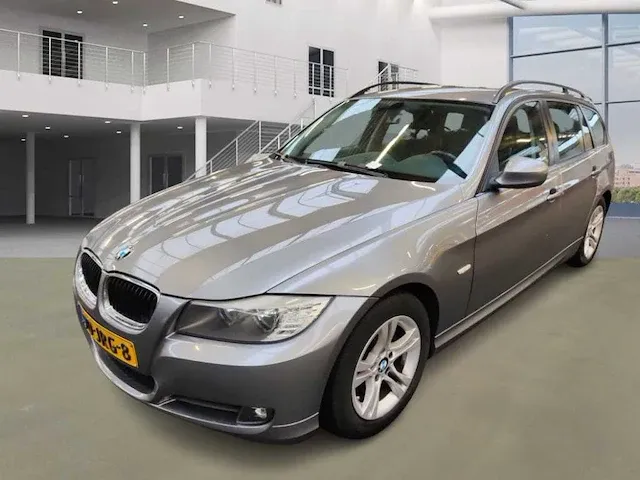 Bmw 320i touring business line, 90-jrg-8 - afbeelding 1 van  18