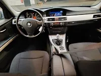Bmw 320i touring business line, 90-jrg-8 - afbeelding 16 van  18