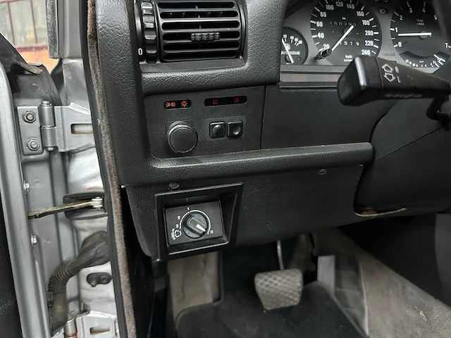 Bmw 323i baur tc e30 - b20 cabriolet 150pk 1992 3-serie, hkg-95-x - afbeelding 16 van  43