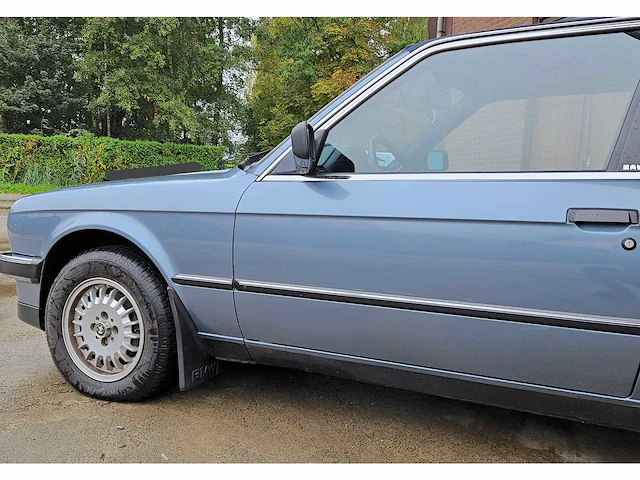 Bmw 325i bauer tc, rz-35-pb - afbeelding 48 van  50