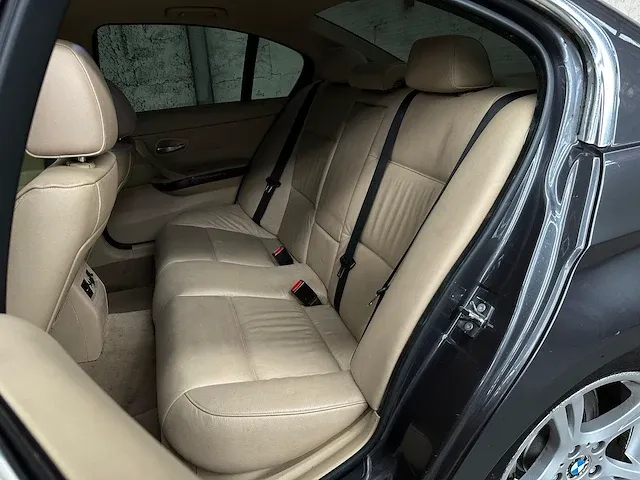 Bmw 325i dynamic executive 218pk 2005 3-serie, 7-xfv-97 - afbeelding 19 van  59