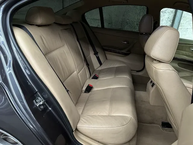 Bmw 325i dynamic executive 218pk 2005 3-serie, 7-xfv-97 - afbeelding 25 van  59