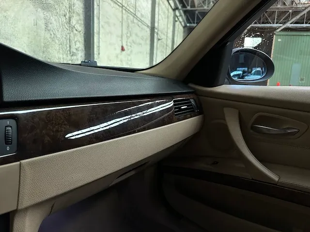 Bmw 325i dynamic executive 218pk 2005 3-serie, 7-xfv-97 - afbeelding 44 van  59