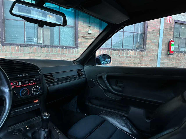 Bmw 325i e36 cabrio 3-serie 192pk 1993, p-579-pb -youngtimer- - afbeelding 15 van  37