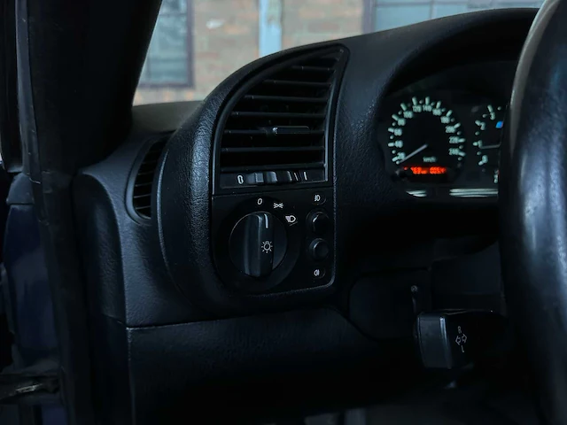 Bmw 325i e36 cabrio 3-serie 192pk 1993, p-579-pb -youngtimer- - afbeelding 16 van  37