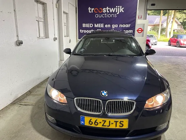 Bmw 325i executive coupe, 66-zj-ts - afbeelding 10 van  28