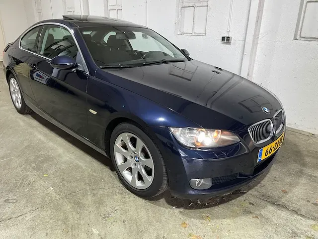 Bmw 325i executive coupe, 66-zj-ts - afbeelding 16 van  28
