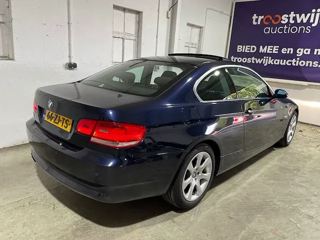 Bmw 325i executive coupe, 66-zj-ts - afbeelding 6 van  28
