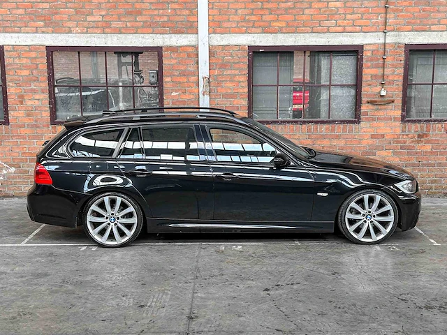 Bmw 325i touring high executive 218pk 2006 3-serie, 6-sfx-12 youngtimer - afbeelding 10 van  43