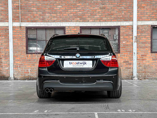 Bmw 325i touring high executive 218pk 2006 3-serie, 6-sfx-12 youngtimer - afbeelding 13 van  43