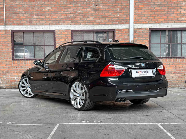 Bmw 325i touring high executive 218pk 2006 3-serie, 6-sfx-12 youngtimer - afbeelding 15 van  43