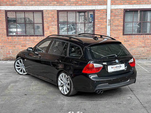Bmw 325i touring high executive 218pk 2006 3-serie, 6-sfx-12 youngtimer - afbeelding 16 van  43